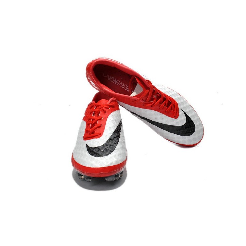 crampons nike hypervenom pas cher