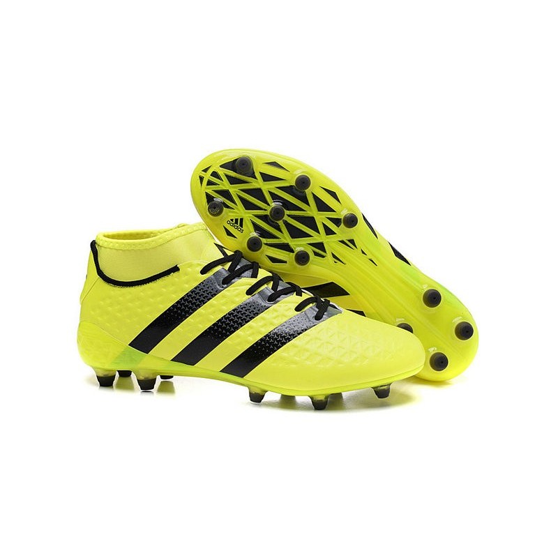 chaussure de foot adidas jaune