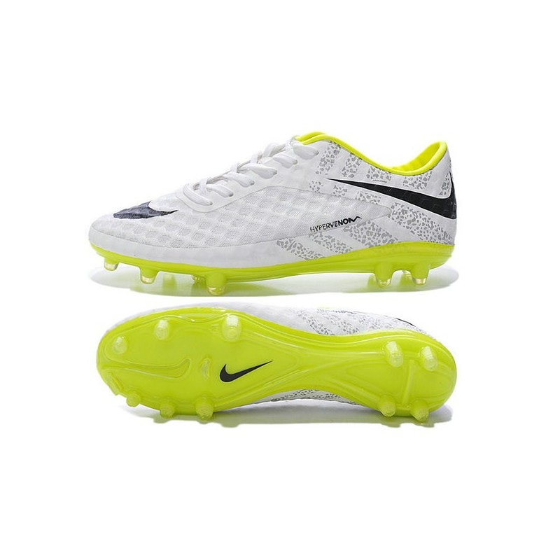 crampon hypervenom decathlon