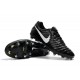 Chaussures pour Hommes Nike Tiempo Legend VII FG Noir Blanc