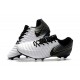 Nouveau Crampons Foot Nike Tiempo Legend VII FG 